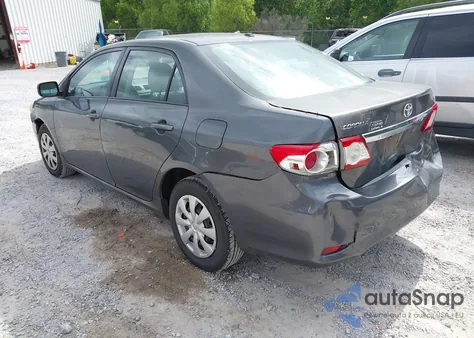 2011 Toyota Corolla Le z USA, uszkodzony, nr VIN 2T1BU4EEXBC737353